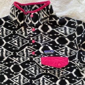 RARE reconditioned snap T Synchilla Ikat Fish